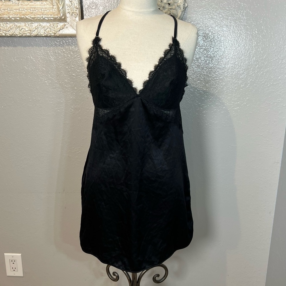 Gilligan & O'Malley Black Lace-Trim Satin Slip Chemise